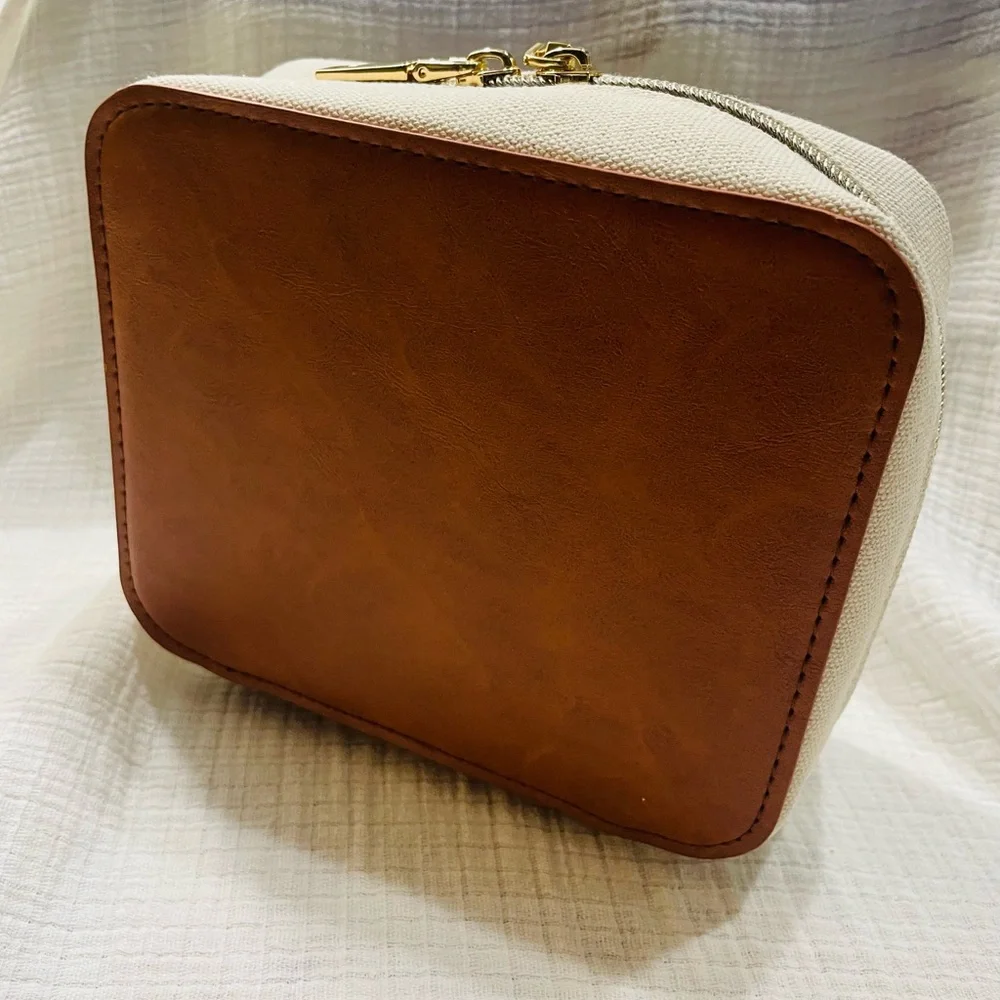 LANVIN PARFUMS  Cosmetic Bag Zip Case